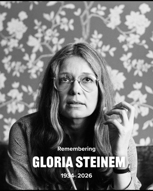 Feminist activist Gloria Steinem, a trailblazer and one of the most prominent voices in the U.S. women’s movement, has died, her foundation announced in a statement posted on social media on Thursday. She was 92: “Steinem passed away peacefully at her home in New York City, surrounded by some of the many who loved her,” her foundation said in a statement. More at the link in bio 🕊️