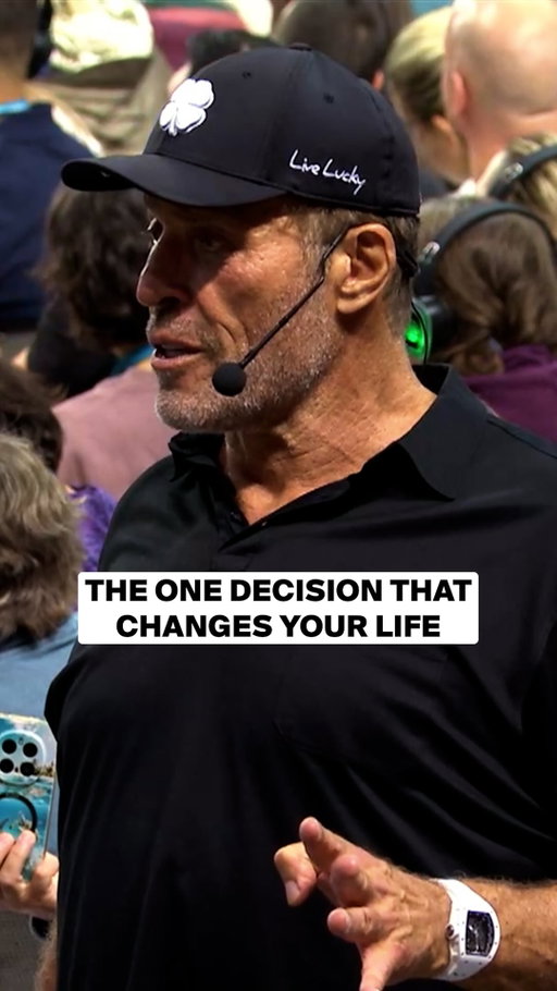 Trade your expectations for appreciation, and your whole life will change in that moment. ❤️

#TonyRobbinsUPW