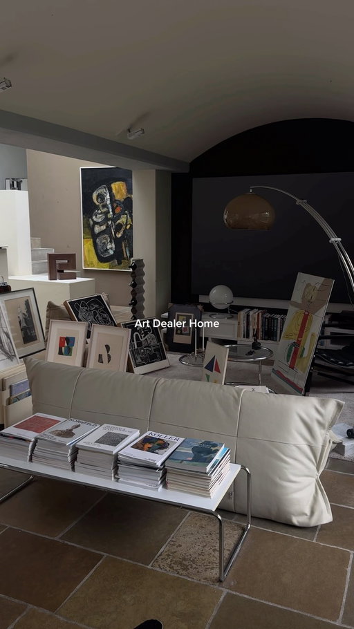 In love with all the pieces

#artdealer #art #aesthetic #interiordesign #explore