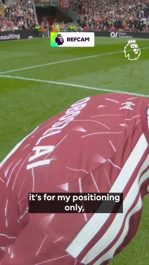Dominik Szoboszlai told the referee what was about to happen... 👀

You can now watch RefCam from Liverpool v Nottingham Forest via the link on our story 📲