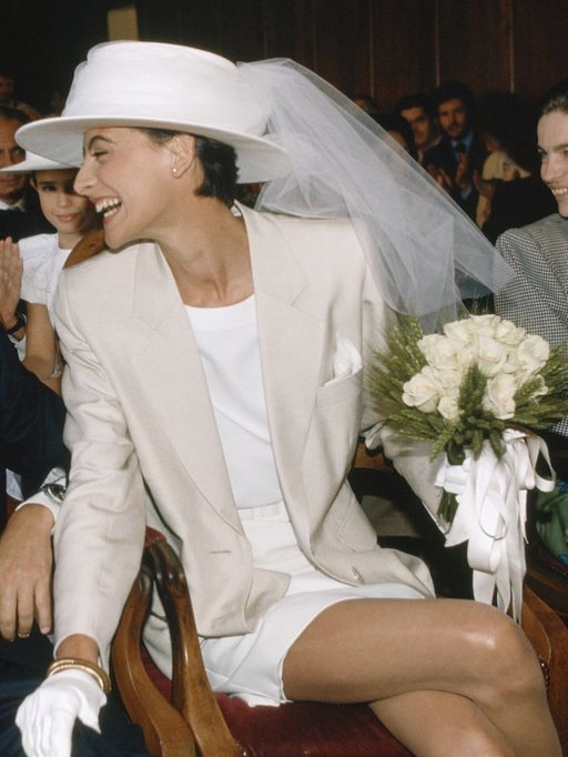 Vintage bridal archives we’re inspired by recently 🦢