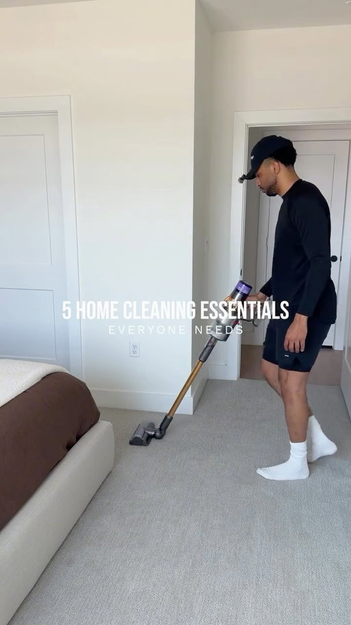 5 home cleaning tools everyone needs in their home 🏡 🧼

#homecleaning #cleantok #cleaningtools #cleaningtips #cleaninghacks