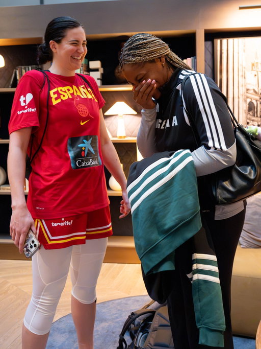 teammate meetup 😁

Megan DiLeo and Amy Okonkwo share a laugh together in Germany ahead of the 2026 FIBA Women's Basketball World Cup. #FIBAWWC