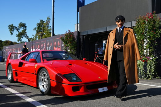 F1 champion Lewis Hamilton makes a stylish arrival with his Ferrari F40 for media day on the first day of the 2026 Italian Grand Prix weekend. See more photos of him and other Formula 1 drivers arriving on Just Jared! 
#LewisHamilton
#ItalianGP
#Formula1
Photos: Getty