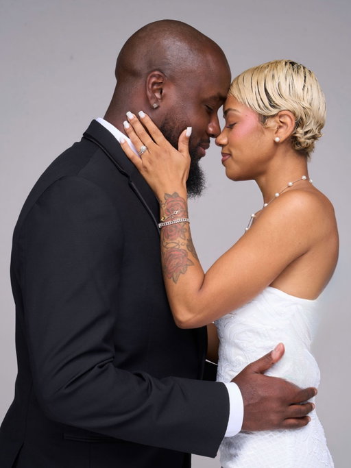 The Osburn’s EST 2016 🤎 #10yearsmarried #marriage 

We took so many I just had to share more & if you’re ever in Atlanta book with 📸: @riousshotme