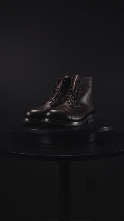New season = new pair of boots! Are you ready?!
.
. 
@thursdayboots 
#Boots #bootseason #fashion #mensfashion