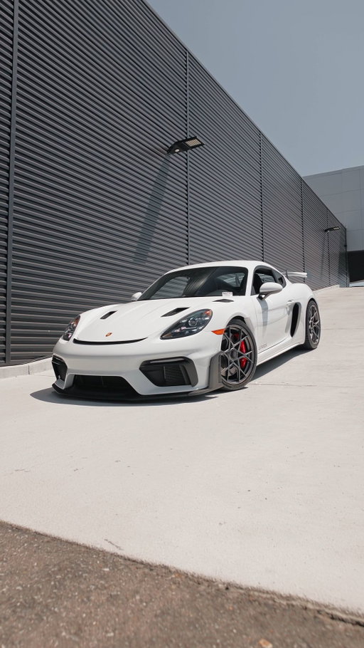 I have to tell you about this GT4RS...just look at it.😍 #porscheontario #porsche #porschegt4rs #gt4rs #losertameimpala #brandnewday #porschemoment