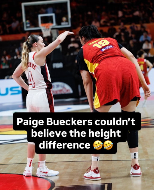 Paige Bueckers measuring herself against 7’3 Chinese phenom Zhang Ziyu. 😭
[via slamzzi/X]