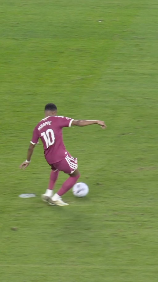 NOT HERE! 🛑🛑🛑

#RealBetisRealMadrid #LALIGAHighlights #VUELVELALIGA