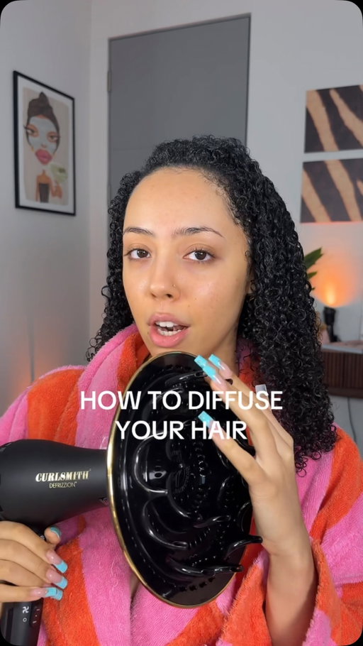 how to diffuse your hair 👀 wait till the end for a bonus tip! (how to wear your hair to bed afterwards) #curlyhair #curlyhairtips #curls #diffuser