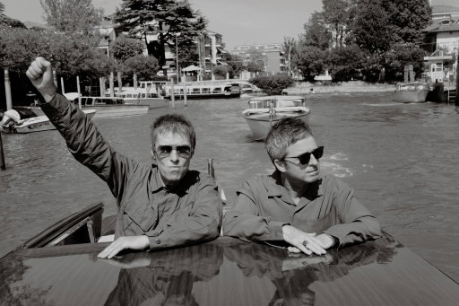They’re here. Liam Gallagher and Noel Gallagher arrive in style at the 83rd Venice International Film Festival for the World Premiere of “Oasis: Don’t Look Back In Anger”

📸 @gregwilliamsphotography