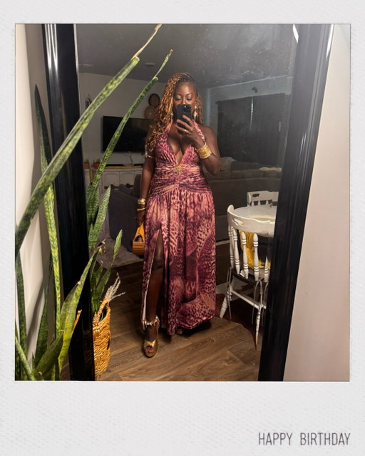 ✨ We finally made it out of the group chat and into real life to celebrate our good sis and friend, ! 🥂🤍

From the incredible food at @v_modernitalian_usa to the stunning rooftop penthouse views at @thenickelhotel , every detail made for an unforgettable evening.

The older I get, the more I realize that luxury isn’t just about beautiful places it’s about celebrating life’s special moments with the people who make them even more meaningful.

Tell me you’re living the luxe life without telling me. ✨

#CharlestonSC #CharlestonCreator #TheNickelHotel #GirlsNight