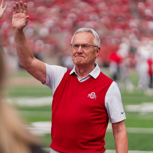 Coach Tressel, forever enshrined in the ‘Shoe 🌰