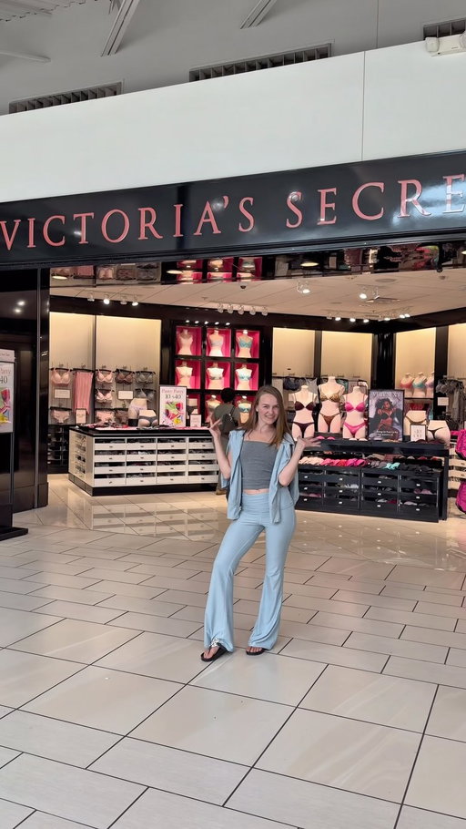 #vspartner Come shopping with meeee 🎀💗🛍️ @victoriassecret 

https://ambassadors.victoriassecret.com/s/annas