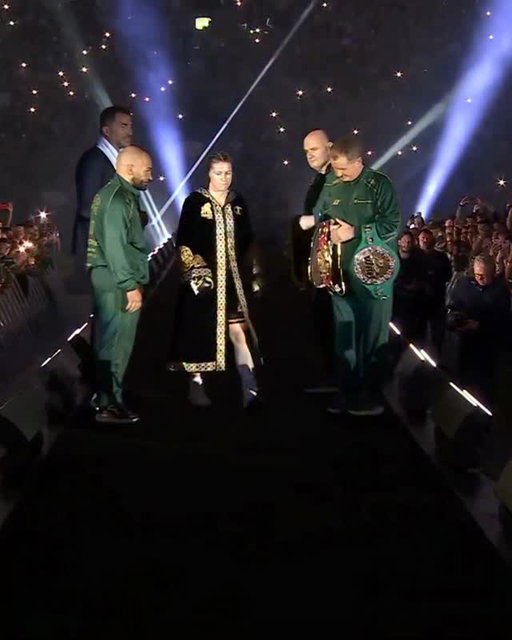 THE FINAL RING WALK OF KATIE TAYLOR’S CAREER 😭 

THE QUEEN OF THE EMERALD ISLE 💚 #TaylorPili