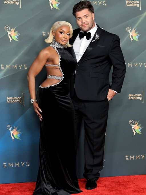 Phaedra Parks and Chris “CT” Tamburello make their red carpet debut at night one of the Creative Arts Emmys, just one day after confirming their relationship. He was also seen posing with Johnny “Bananas” Devenanzio, as they were both presenters. Head to Just Jared for more!
#PhaedraParks
#CTTamburello
#JohnnyBananas
#Emmys
Photos: Getty
