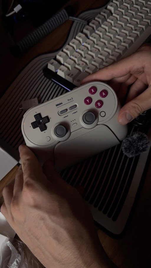 Cozy gaming afternoon powered by @8bitdo 

Got to try their Pro 3 Controller and this one is just so cool. I love the retro design, the super premium feel and especially the way this thing sounds.

Good acoustic feedback is such an important part of the experience for me, and this one is just so satisfying to use.

Ad | Gifted by @8bitdo