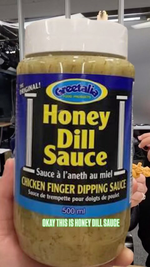 The BroadsCast FINALLY give their verdict on Honey Dill sauce. 
#BigDill 👀 

Thanks to the league prez herself, @chlitz, for the goodies, and to our fab producer, @st.kirkpatrick, for taking part. 

(And to @itszohaa for the video!!!)