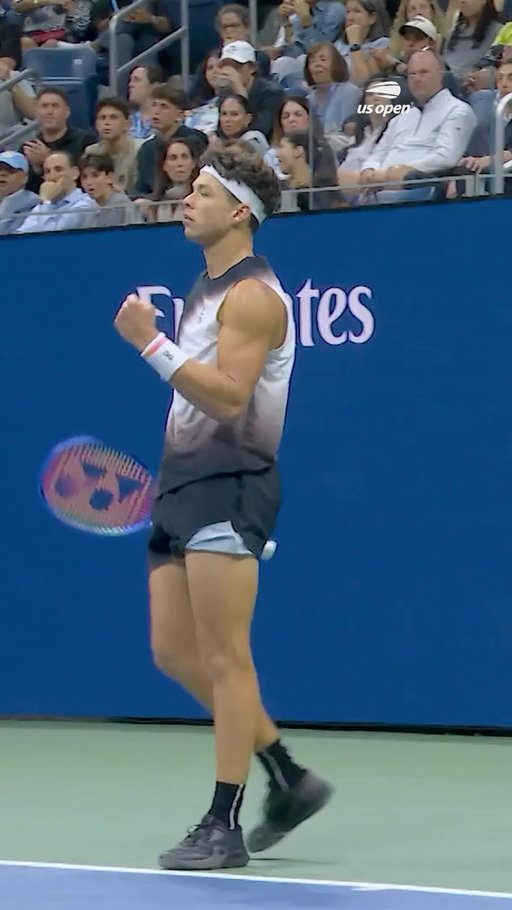 Ben Shelton ace in slow-mo, you’re welcome.