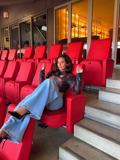 London looks good in red ❤️ 

Thank you for having me @sobharealty @arsenal 🫶🏻✨