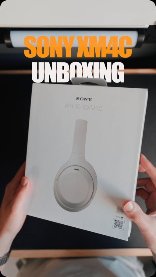 9.7.26 Unboxing the new @sonyelectronics WH-1000XM4C headphones! The beloved XM4’s got a pretty nice refresh with improved sound quality and customization. Would you pick up a pair? 

#GiftFromSony #headphones #sony #sonyxm4c #tech