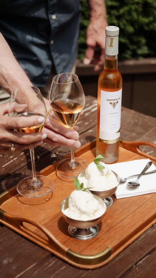 Vanilla ice cream 🤝 Icewine

Don’t let summer slip away… A slow pour of Inniskillin Icewine over creamy vanilla ice cream brings together rich sweetness and a little something special.

Shop our Vidal Icewine through the link in our bio, at the LCBO, Wine Rack, and our estate.

#inniskillin #icewine #icewinelover #awardwinningwines
