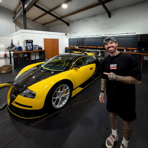 To the lad working 9-5pm in the day then 6-10pm at the Indian Restaurant & some how finding time to work on cars in the restaurant car park & ride bikes in what ever spare time you had…. Congratulations you just bought your 2nd Bugatti Veyron 💛

Thanks @spice45restaurant for letting use ya car park 😅