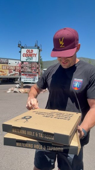 I’ve eaten a lot of pizza in Arizona.

A lot.

And if I’m only allowed to pick one pizza in the entire state, I’m taking this one.

The Wizard’s Way at Old County Inn in Pine, Arizona.

Wood-fired roasted pork. Serrano peppers. Pineapple. Cooked in one of my favorite pizza ovens in the state and served at one of my favorite pizzerias of all time.

The sweet heat combination is absolutely ridiculous.

Then, because I have absolutely no shame, I hit it with a little Wizard Hot Sauce.

And wow.

That takes it to another level.

If you make the trip up to Pine, ask for The Wizard’s Way and see what all the fuss is about.

And if you want to recreate a little of the magic at home, Wizard Hot Sauce is available on my website with free local delivery as always.

Best pizza in Arizona!

Put it in the books. 🍕🔥

#OldCountyInn #Wizardshotsauce #ArizonaPizza #PizzaLover #WizardOfZA