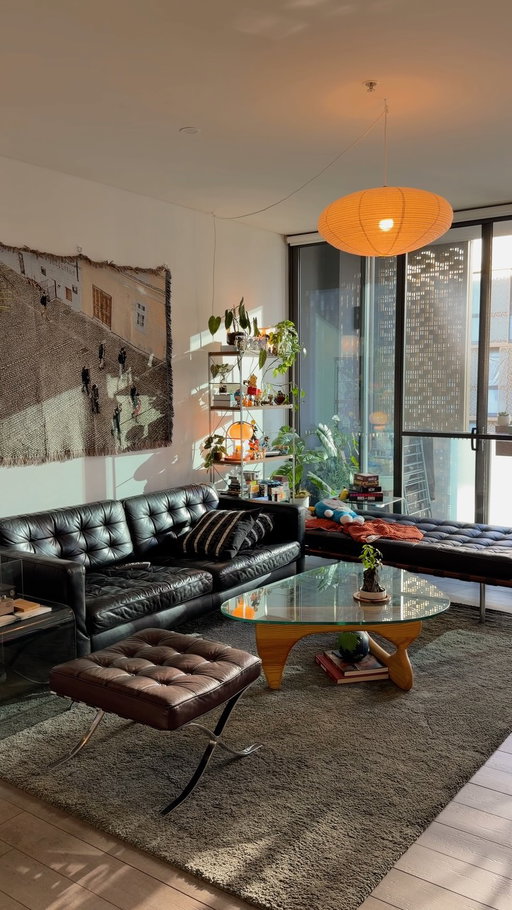 best decision we ever made ⭐️ 

#dreamhome #interiordesign #homeinspo #interiordecor #midcenturymodern