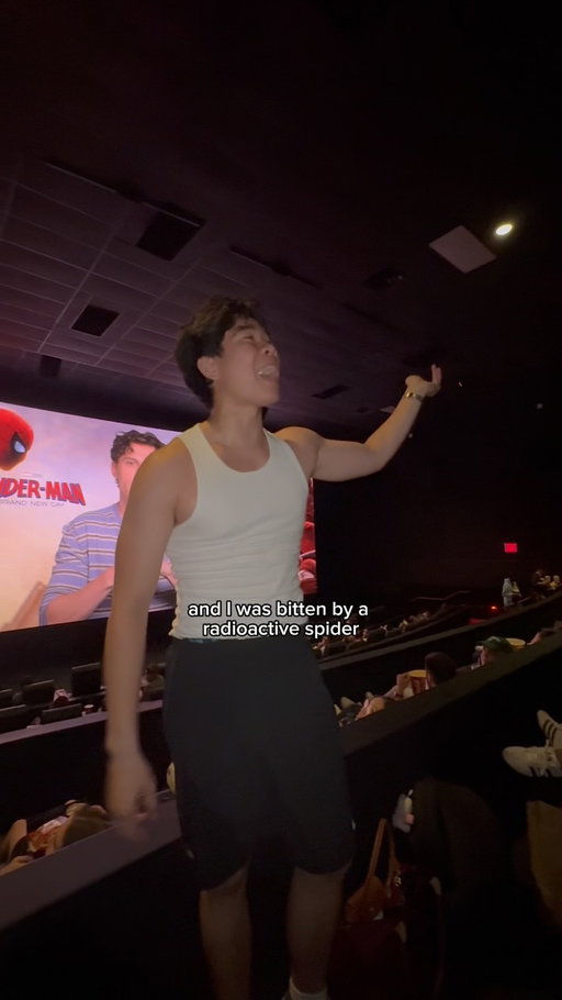The time I revealed my true identity to an entire movie theatre 
-
-
#spiderman #okayletsdothis #facereveal #radioactivespider