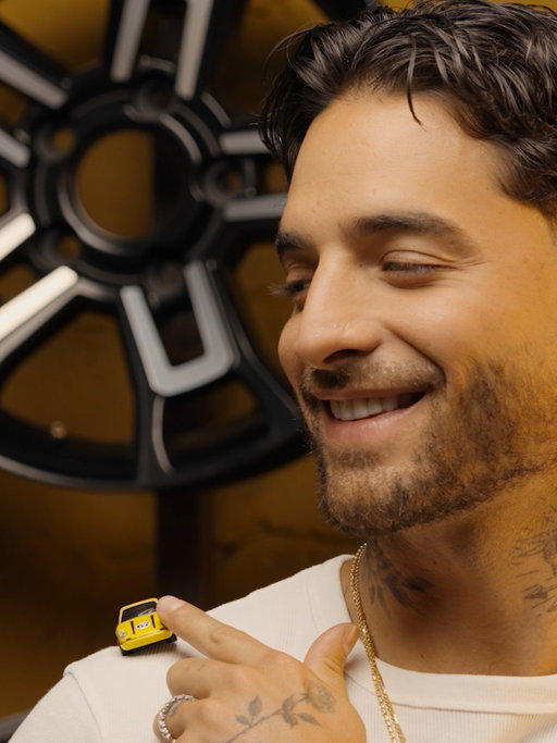 If you know @maluma you know it's Colombia 🇨🇴

Maluma takes us through the inspiration behind his die-cast.