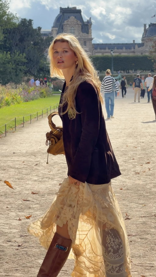 Fall looks inspo 🍁 🍂 🍃 

#fashion #vibes #aesthetic #chic #paris