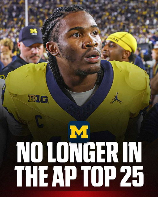 After a controversial win over Western Michigan, the Michigan Wolverines have DROPPED OUT of the AP Top 25 👀