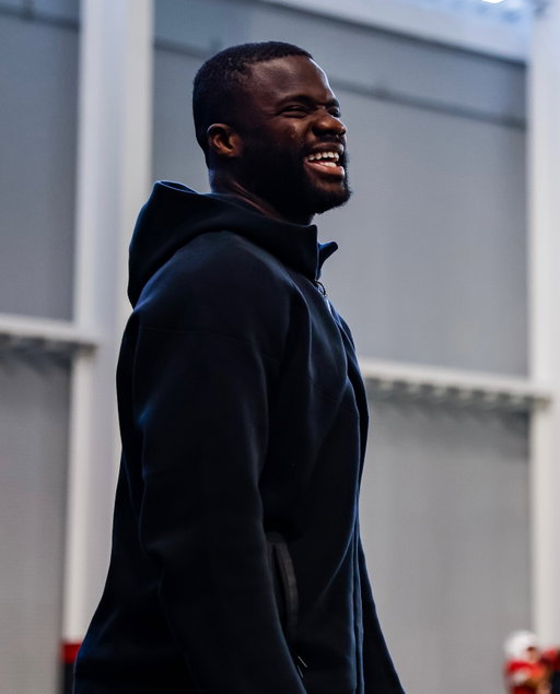 Frances Tiafoe’s family fled Sierra Leone in the ‘90 before moving to the U.S. His dad later helped build JTCC in College Park. Naturally, he grew up around its courts.

Tonight, he came back from two sets down to become the first man since Roger Federer in 2014 to do so in a US Open quarterfinal. Not to mention, he broke his record for most top-10 wins in a year (5). 

Now, the DMV’s own is headed to his third US Open semifinal in five years.

What a story 🎾👏