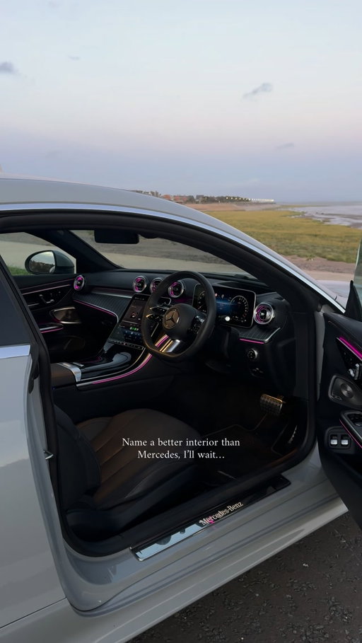 Is there a better interior than a Mercedes? 💫 @mercedesbenzuk 
.
.
.
.
#mercedes #mercedeslovers #mbcreator #carinterior #carporn