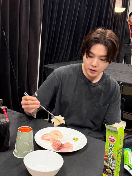 진 형님이 잡은 광어 참치 맛있게 먹어라!!