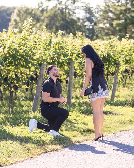 Congratulations, Anthony and Julia!

This weekend I was trusted yet again with helping plan and photograph another proposal at @pellerwines in Niagara-on-the-Lake. Of course she said yes, I mean, look at the size of that ring!

#Proposal #SheSaidYes #CanadianPhotographer #NiagaraPhotographer #ExploreNiagara #NiagaraWinery