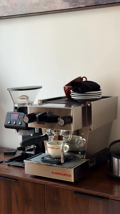 Don’t skimp when choosing your beans 🫳🏼 #homebarista #homebaristalife #lamarzocco #lineamicra #coffee