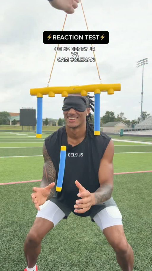 reaction test: chris henry jr. vs. cam coleman 🏈⚡️ may the best reflexes win