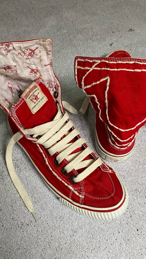 Cool Clothes I Found This Week Part 21

featuring:
@shineluxstudios 
@truereligion 
@yehorslayer 
@maisonmargiela 
@nicolemclaughlin 
@cannnone @opener_official 
@adidasoriginals 
@nike @nottasnim 
@dyskinesiaa 

#fashion #streetwear #outfitideas #clothing #outfitinspiration