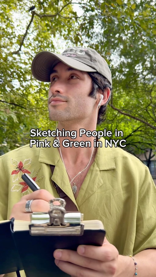 A squirrel stole my cashews…

#art #illustration #nycfashion #urbansketching #drawingpeople