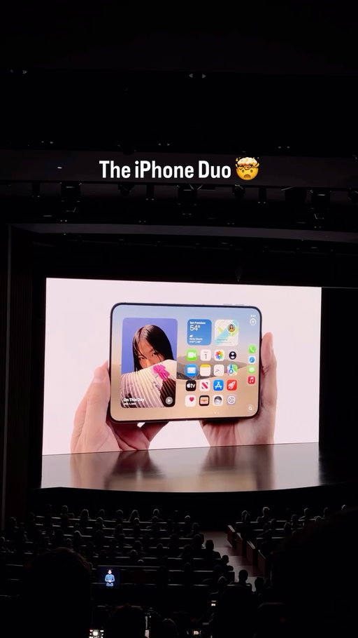 Apple’s first foldable phone announced! 👀

The iPhone Duo 🤯

#apple #iphone #iphoneduo #AppleEvent #iphone18pro