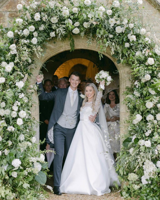 5 years married 🤍 Happy Anniversary my love @robin.francis