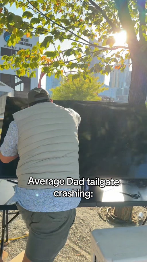 Have fun watching the game on that 🤣😭 #dadsofinstagram #skit #comedy