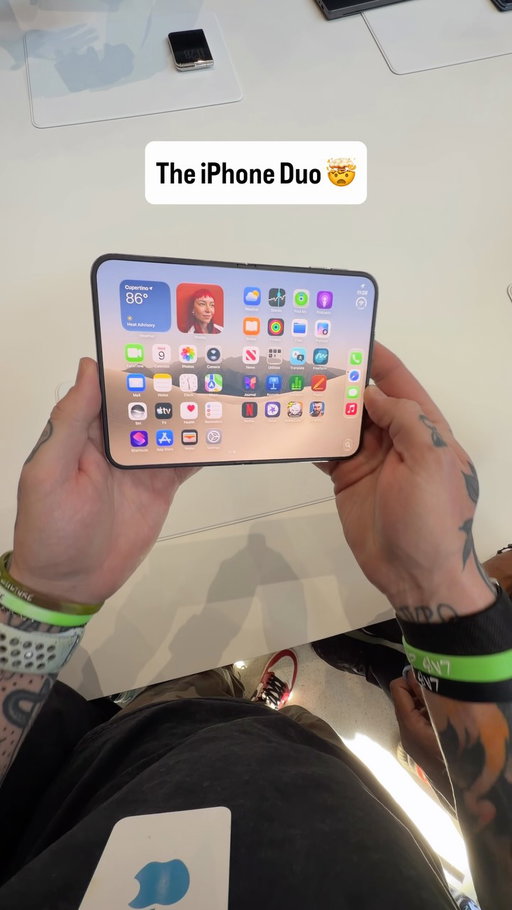 The iPhone Duo - Hands On 🔥🤯

#apple #iphone #iphoneduo #AppleEvent #iphone18pro