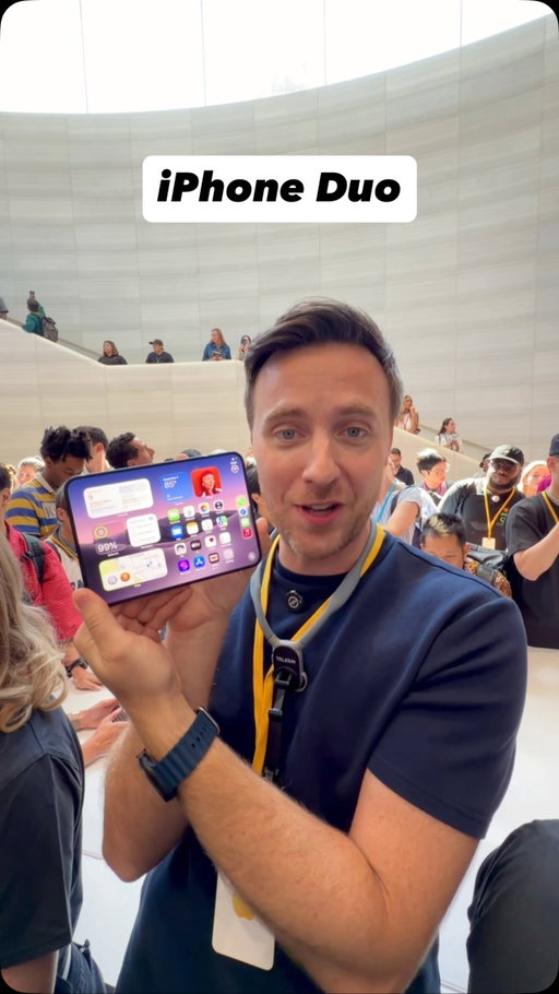 iPhone Duo Hands On!! 

Apple’s first foldable is here, and it’s stunning! 😍 coming in October for $1999! want one??