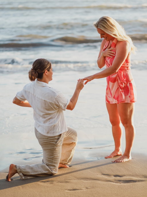 TEAMMATES FOR LIFE! 💍

Sending the biggest congratulations to Emma Greco and Michela Cava on their engagement! ❤️
(📸 @saltymauiphoto)