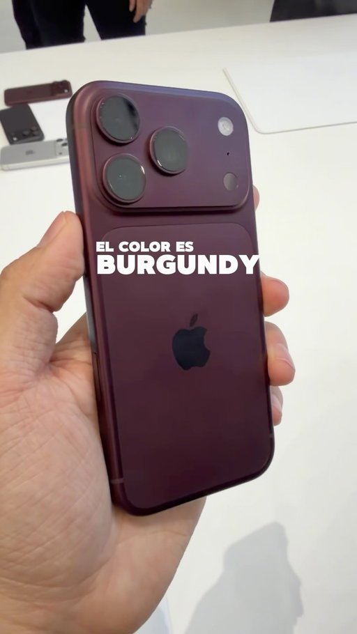 El color del nuevo iPhone 18 Pro es Burgundy, qué te parece, ahora que po ves aquí, lo comprarías o sabes de alguien que lo comprará? 

#iphone18pro #appleevent