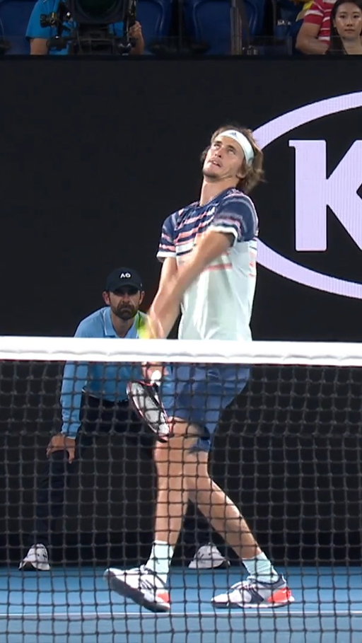 Zverev's into his first US Open semifinal since 2021, on the back of polished winners, just as this throwback 🔥