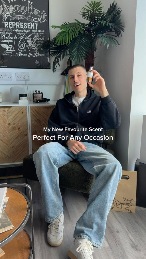 AD | Unboxing - @notedaromas Riyadh Scent 🛒

A new scent to add to the collection. Perfect for any occasion. 

#fragrance #notedaromas #fragrancereview #ukfashion #mensaccessories